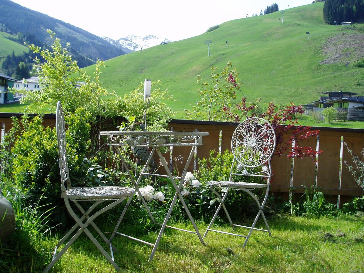 Am Zwolferkogel Appartements Saalbach-Hinterglemm Zewnętrze zdjęcie